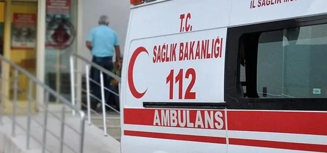 Adana’da TIR ile servis minibüsü çarpıştı! Katliam gibi kazada 4 kişi öldü