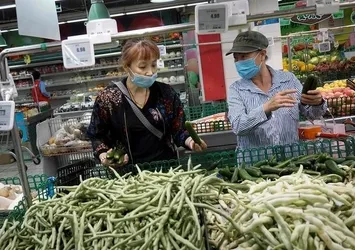 Marul almak isterken servete kondu! Dudak uçuklatan rakam