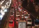 İstanbullular sabaha yoğun trafikle başladı!