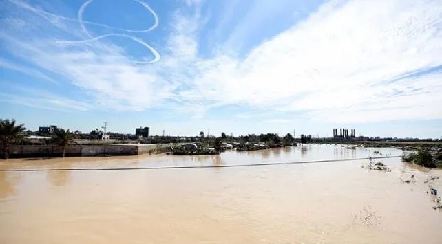 İsrail baraj kapaklarını açtı Gazze sular altında kaldı