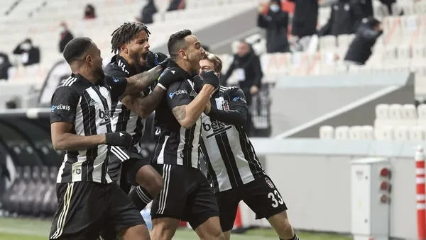 1647269112840.jpg Dev derbide Cimbom Beşiktaş'ı devirdi! Galatasaray 2-1 Beşiktaş (MAÇ SONUCU-ÖZET) - 7