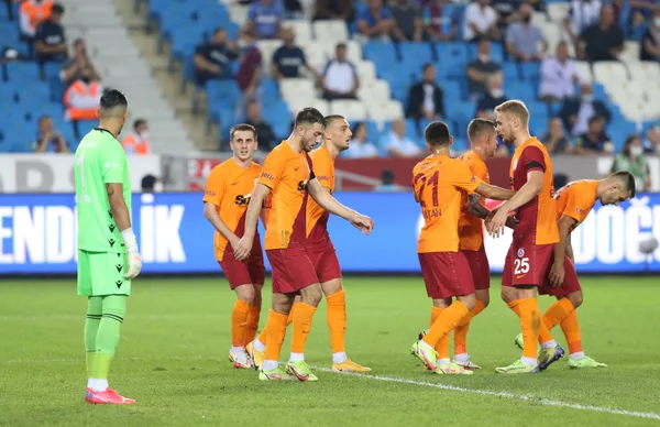 Trabzonspor: 2 - Galatasaray: 2 MAÇ SONUCU | Trabzon’da bol gollü dev maç