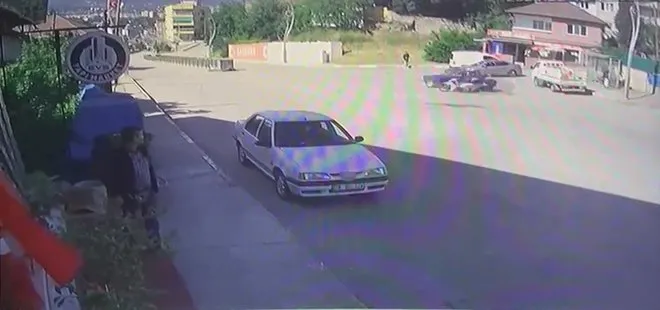 Karabük’te motosiklet ile otomobilin çarpıştığı kaza kameraya yansıdı