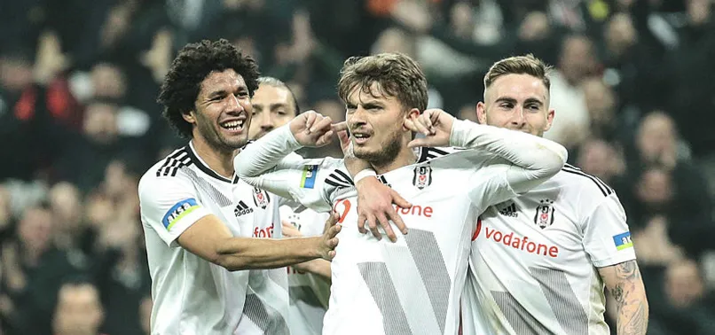 Adem Ljajic'ten dikkat çeken hamle! Ayrılığı kafasına koydu