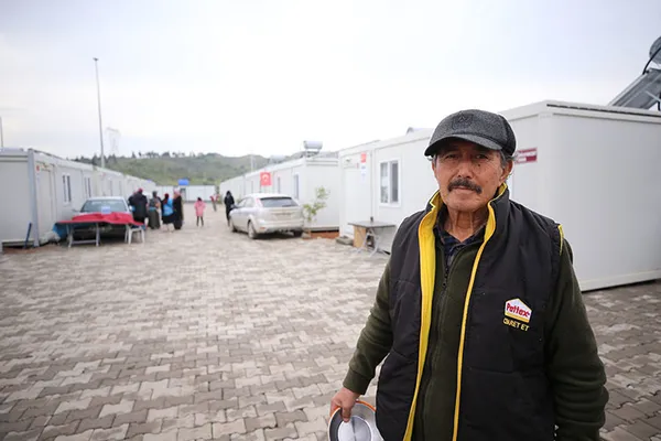 asrin-felaketiyle-yikima-ugramisti-o-cadde-ve-ilcelerin-isimleri-konteyner-kentte-yasatiliyor-1679038726443.jpg Asrın felaketiyle yıkıma uğramıştı! O cadde ve ilçelerin isimleri konteyner kentte yaşatılıyor - 2