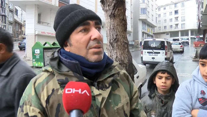 Son dakika: Esenyurt’ta 5 katlı apartmanda yangın - 4