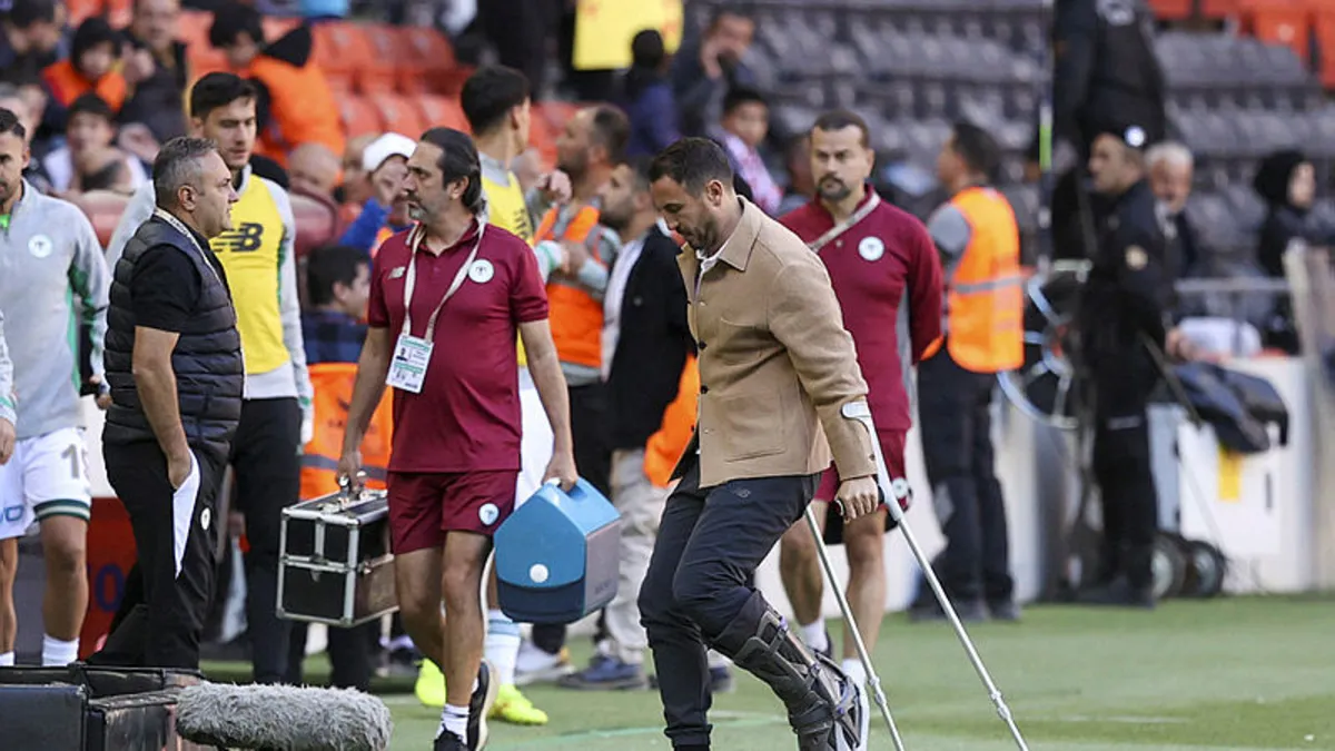 Konyaspor'da Ali Çamdalı ile yollar ayrıldı