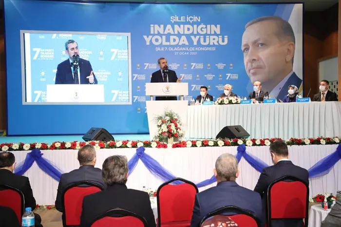 Son dakika: İmamoğlu’nun bir vaadi daha yalan çıktı! AK Partili Bayram Şenocak gerçeği açıkladı: 1,5 yılda yaptığı konut sayısı sıfır