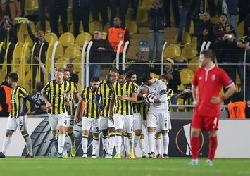 Fenerbahçe performansıyla etkiliyor