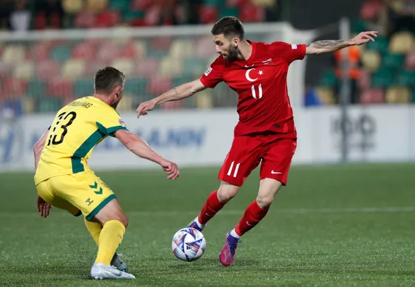 Doğukan Sinik’in yeni adresi İngiltere! Hull City ile anlaşma tamam