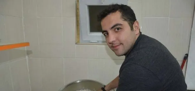 VİTRİNE 'DİPLOMALI PİLAVCI' YAZDI İŞLERİ AÇILDI