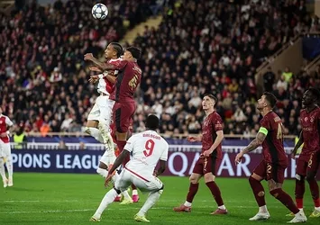 Aslan Fransa'da kan kaybetti! Galatasaray Monaco'ya mağlup oldu