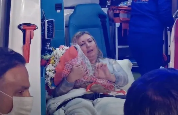 1668591778725.jpg Yunan basınının kalleş haberini kendi vatandaşları yalanladı! Türk doktorlar bana çok iyi baktı - 4