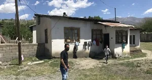 Dehşete düşüren olay! Kendini boşluğa bıraktı