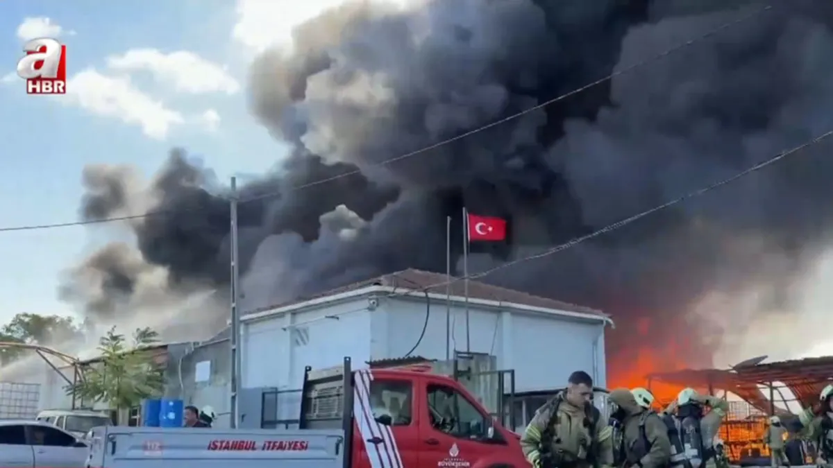 Tuzla'da sanayi sitesinde yangın çıktı: Müdahale sürüyor
