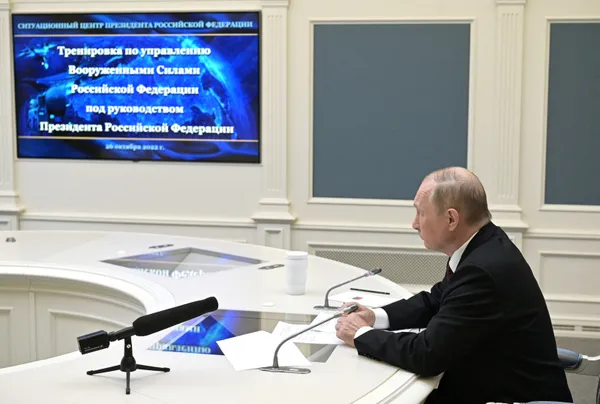 vladimir-putinden-savas-aciklamasi-dunya-genelinde-catisma-cikma-potansiyeli-yuksek-1666786491776.jpg Vladimir Putin'den savaş açıklaması: Dünya genelinde çatışma çıkma potansiyeli yüksek - 4