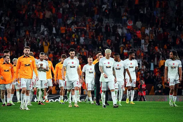 son-dakika-galatasaray-maci-sonrasi-pfdkdan-istanbulspora-buyuk-ceza-1696336442574.jpg Son dakika: Galatasaray maçı sonrası PFDK'dan İstanbulspor'a büyük ceza - 1
