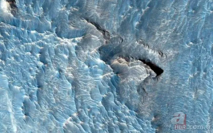 NASA yayınladı! Mars’a ait dehşete düşüren fotoğraflar!