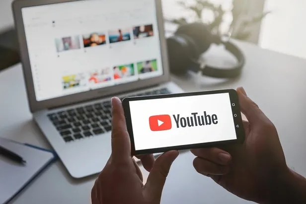 youtubedan-sok-uyari-videolarinizi-silmeyin-buyume-tehlikeye-girebilir-1711531272538.jpg YouTube'dan Şok Uyarı: Videolarınızı Silmeyin! Büyüme Tehlikeye Girebilir! - 3