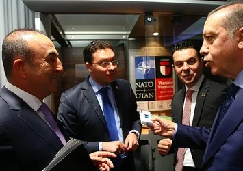 Cumhurbaşkanı Erdoğan Bulgar bakana sigarayı bıraktırdı