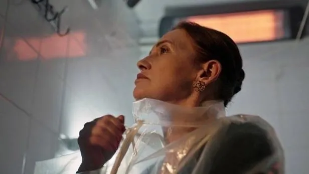 Camdaki Kız Feride öldü mü, diziden ayrılacak mı? Camdaki Kız Nur Sürer diziden ayrılıyor mu?