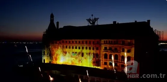 15 Temmuz kahramanları yad ediliyor! Haydarpaşa Gar Binası ve Galata Kulesi'nde mapping gösterileri... 7