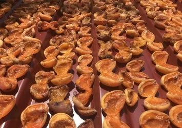 Tazesi 100 lira kurusu 1000 lira! 4 kilosu gram altınla yarışıyor