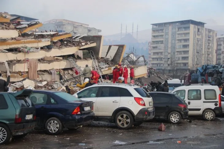 A Haber drone kamerasından DEPREM bölgesi! Facianın boyutunu gözler önüne seren dehşet verici görüntüler