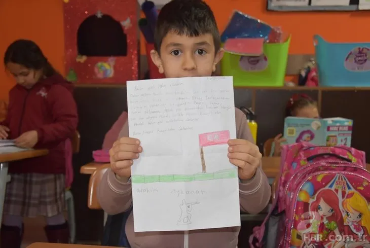 Öğrenciler Mehmetçik’e mektup yazdı
