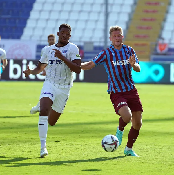 trabzonspor-kasimpasa-macinin-11leri-belli-oldu-1644062056886.jpg Trabzonspor: 1 - Kasımpaşa: 0 MAÇ SONUCU | Fırtına yeni yıldızı Visca ile güldü - 5