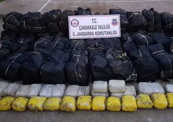 Deniz kıyısında içi dolu 51 valiz bulundu