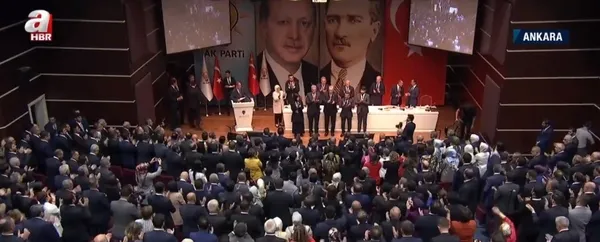 AK Parti'ye CHP ve Saadet Partisi'nden 2 önemli katılım: Başkan Erdoğan rozetlerini taktı - 1