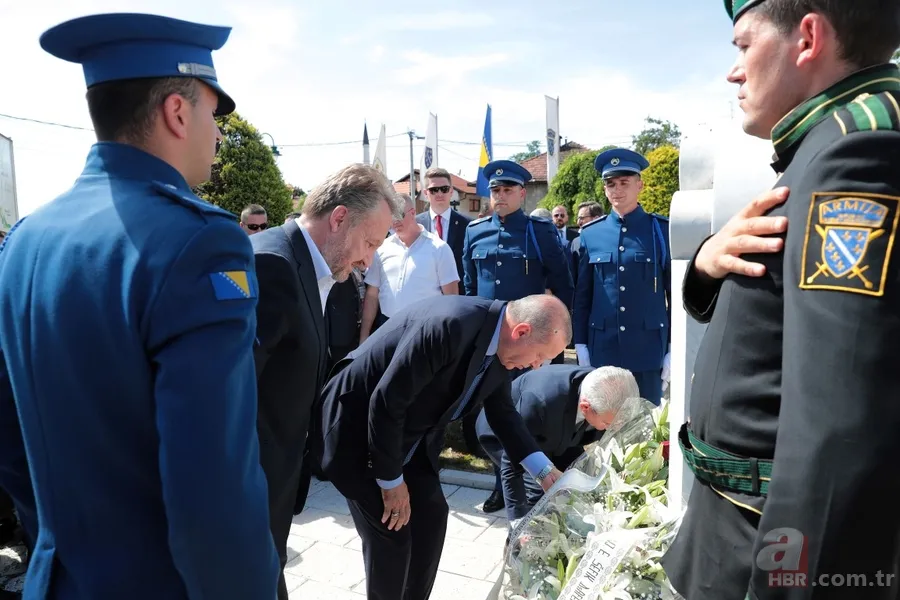 Başkan Erdoğan, Aliya İzzetbegoviç'in kabrini ziyaret etti 7