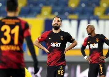 Arda Turan Galatasaray'da kalacak mı?