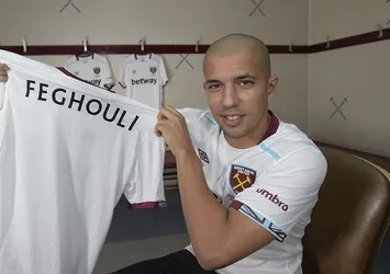 West Ham United, Feghouli'yi kadrosuna kattı