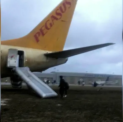 Pegasus'a ait pistten çıkan uçağın yolcuları yaşadıklarını anlattı - 2