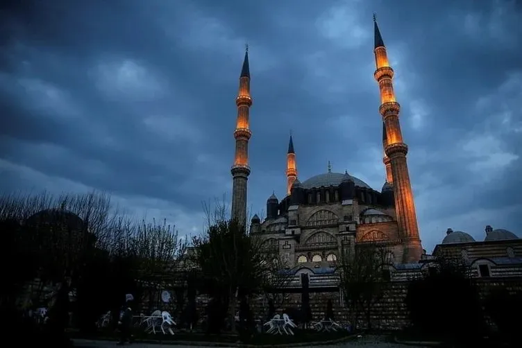 28-subat-2025-cuma-hutbesi-konusu-nedir-diyanet-cuma-hutbesi-pdf-indir-1740728551466.jpeg A Haber Foto Arşiv