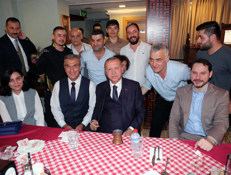 Başkan Erdoğan'dan Çengelköy'de esnaf ziyareti 12