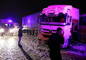 TEM Otoyolu'nda zincirleme trafik kazası!