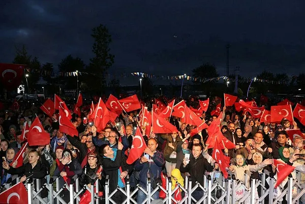 bakan-kurum-mujdeyi-verdi-ilk-evim-ilk-is-yerim-ilk-arsam-projesi-kapsaminda-1550-konut-insa-edilecek-1683579564212.jpg Bakan Kurum müjdeyi verdi: 'İlk Evim, İlk İş Yerim, İlk Arsam' projesi kapsamında 1550 konut daha inşa edilecek! - 3