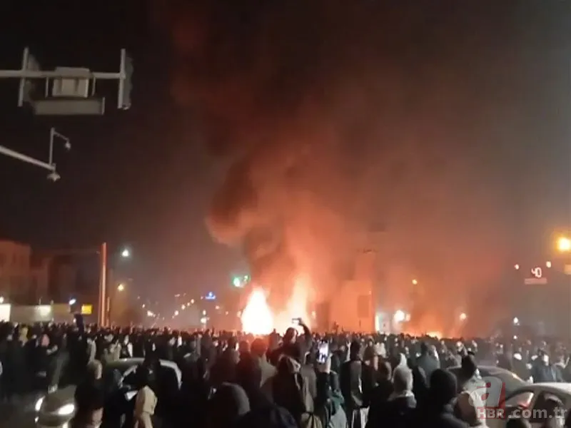 İran'da hedef rejim değişikliği mi? Hamaney'den Trump'a dikkat çeken mesaj! 1