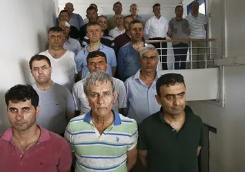 Öztürk ve darbeci generaller tutuklama talebiyle mahkemede