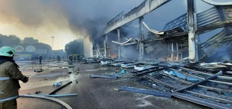 Rusya'nın AVM'ye yaptığı füzeli saldırının yeni görüntüleri ortaya çıktı! A Haber görüntüleri yayınladı