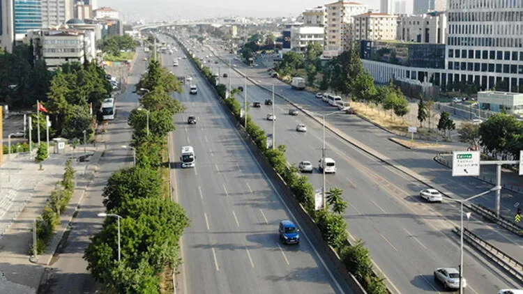 İstanbul trafiğinin boş hali hayrete düşürdü - 2