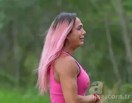 Survivor tartışmaları durulmuyor! Acun Ilıcalı’ya yarışmacılardan tepkiler! Önce Adem Kılıççı sildi, şimdi Nagihan Karadere'den sitem 5