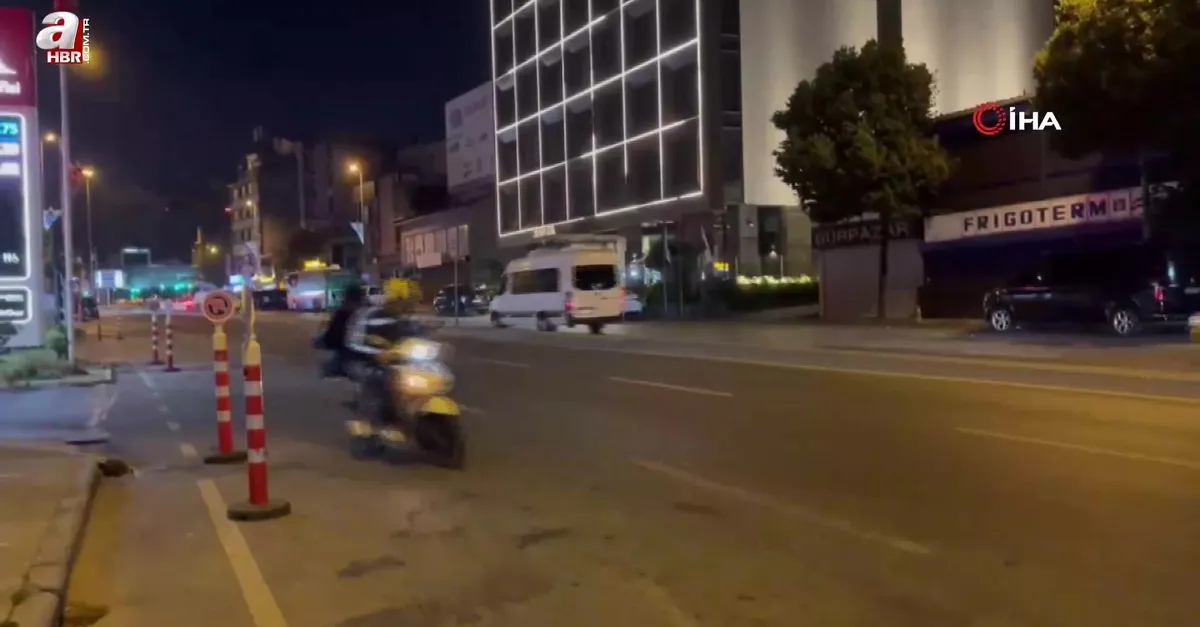 AFAD: Marmara Denizi'nde saat 02.33'te 3,5 büyüklüğünde deprem meydana geldi