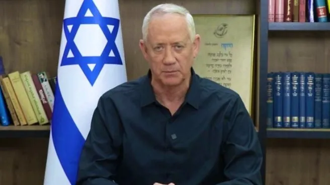 İsrail savaş kabine üyesi Gantz: İran’a belirlediğimiz bir zamanda bedel ödeteceğiz