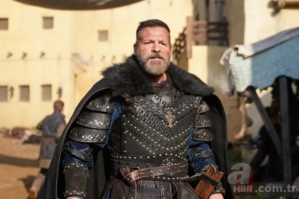 Yıldız futbolcu Mesut Özil Kuruluş Osman dizisinin setinde! 4