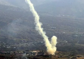 Taciz ateşi açan PKK'lılara bomba yağdı