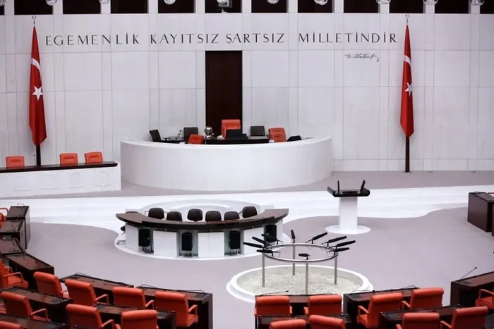 Son dakika: İşte yeni seçim yasası! AK Parti MHP'ye sundu: Dikkat çeken "baraj" detayı - 1